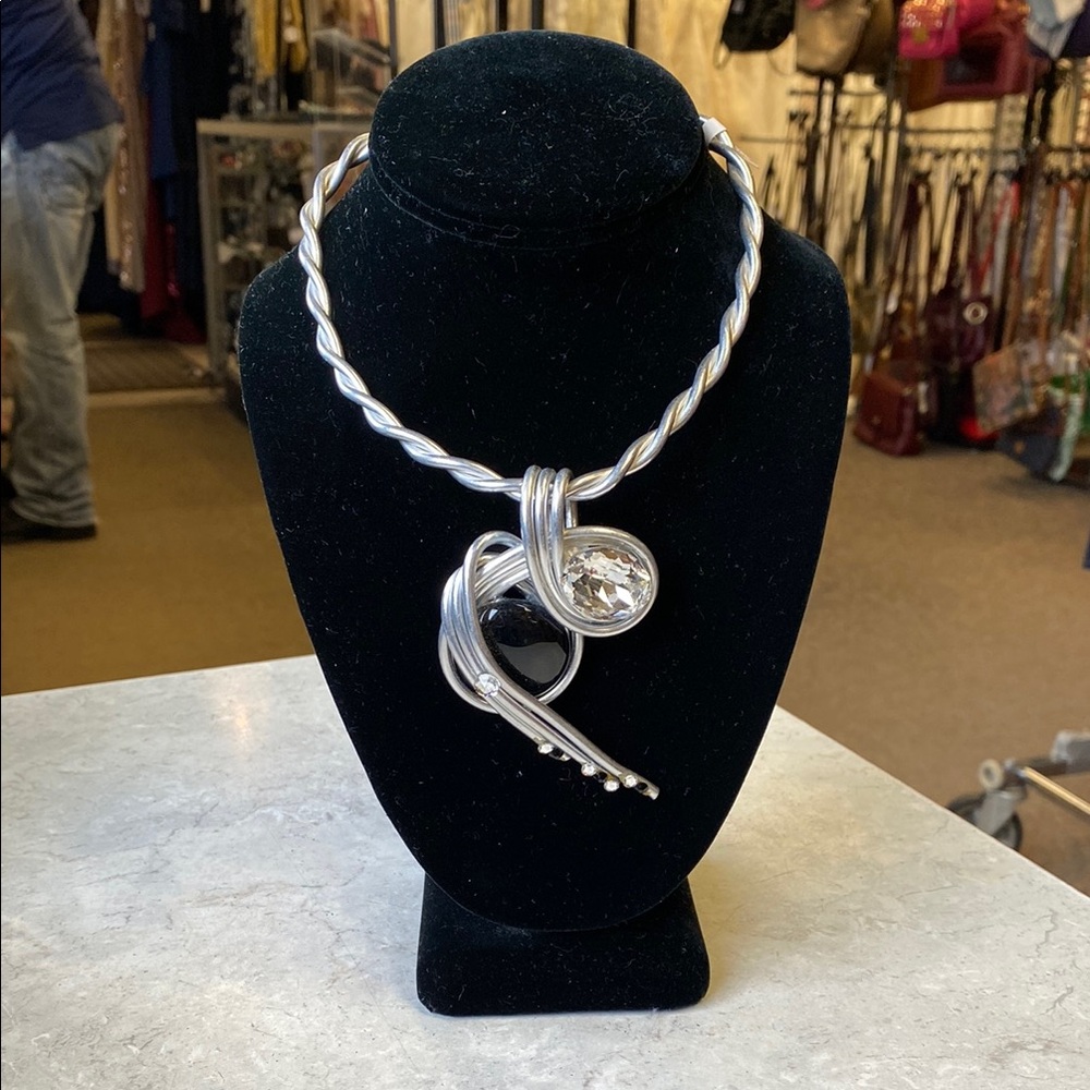 Elegant Silver and Black Twisted Necklace
